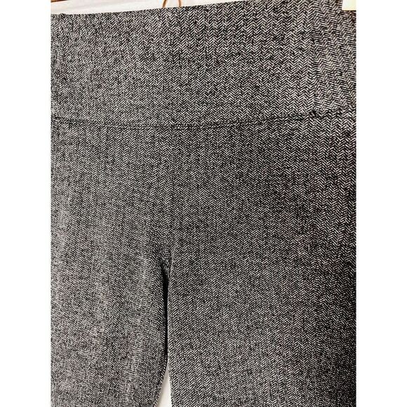 Athleta Womens Small Delancey Black Herringbone High Rise Tight In Black Pocket - Picture 4 of 14